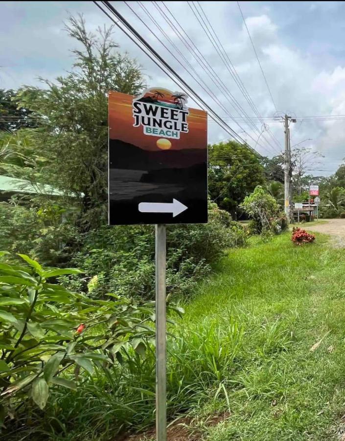 Sweet Jungle Beach Playa Bejuco  Exteriör bild